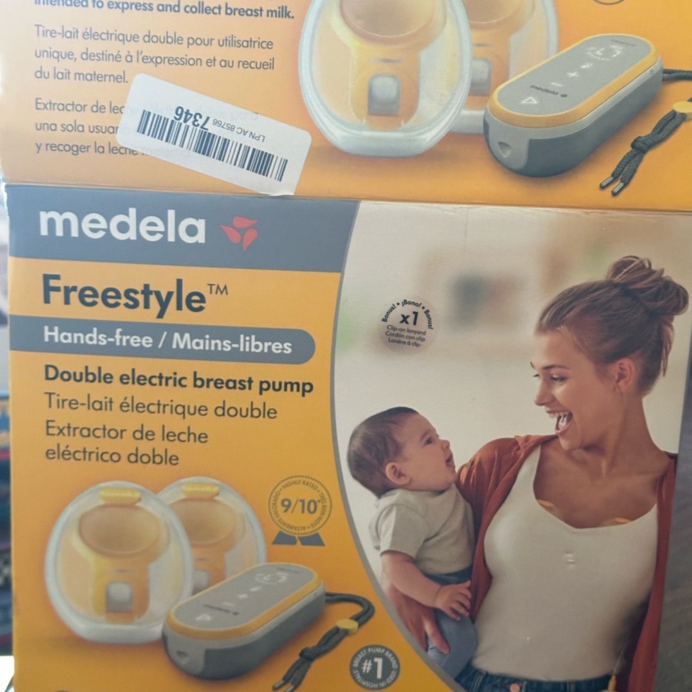 Medela Freestyle Pump with Yellow Trim